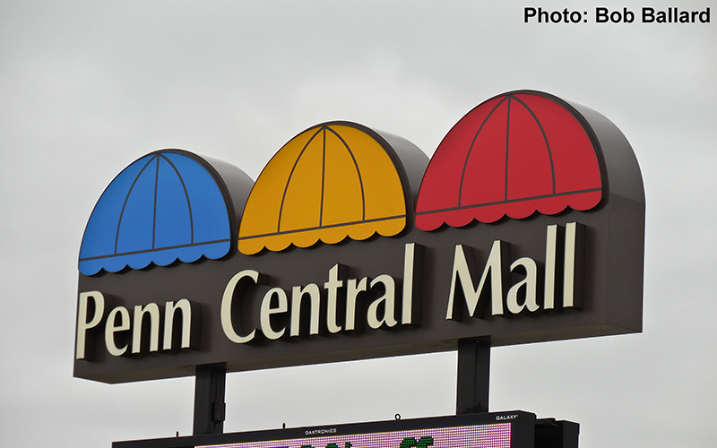 penn-central-mall-welcomes-gilworth-furniture-kboe-104-9fm-hot-country
